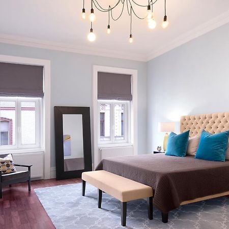 Kapital Inn Budapest Esterno foto