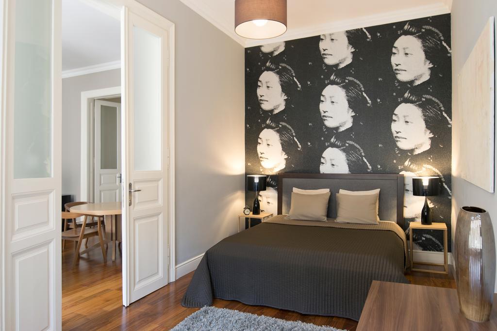Kapital Inn Budapest Esterno foto