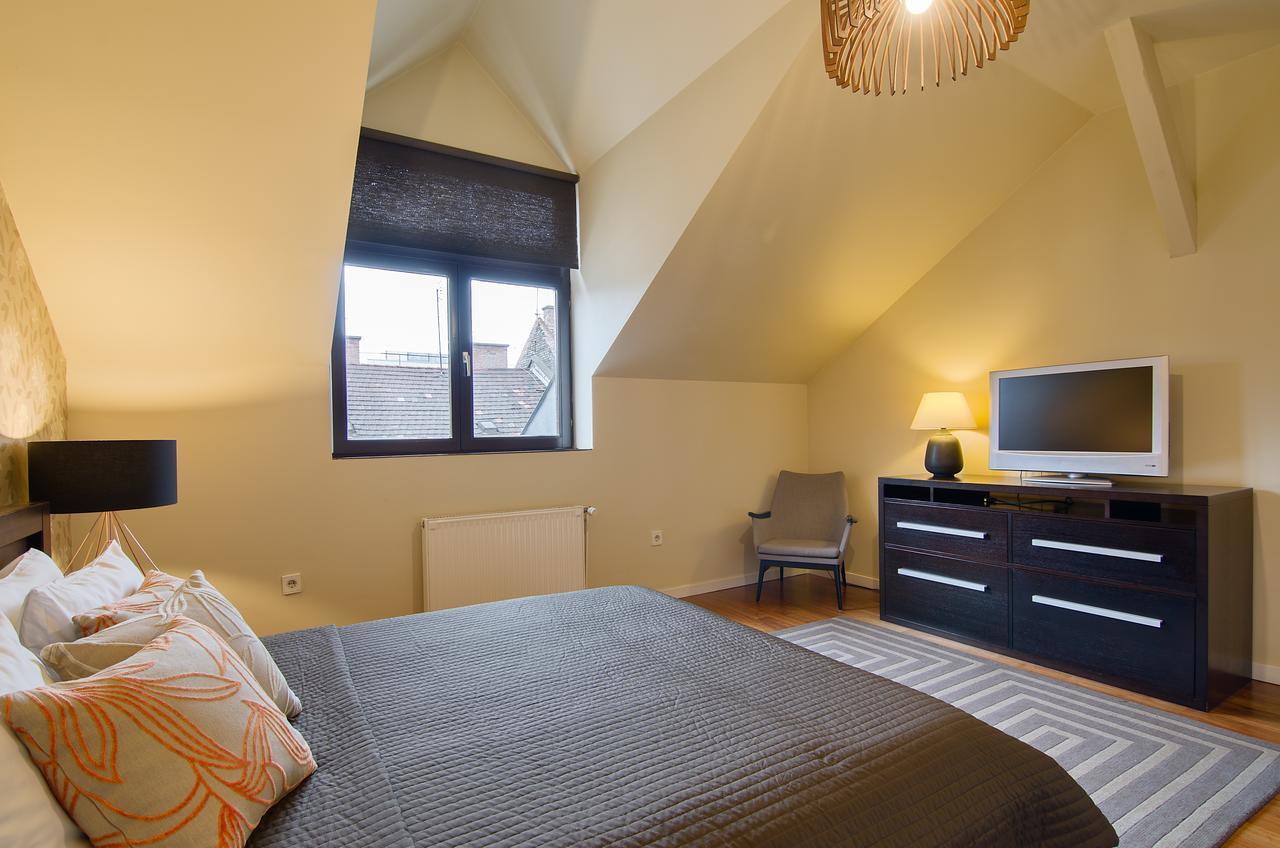 Kapital Inn Budapest Esterno foto
