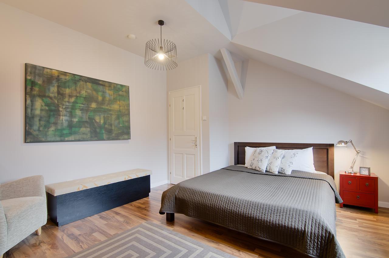 Kapital Inn Budapest Esterno foto